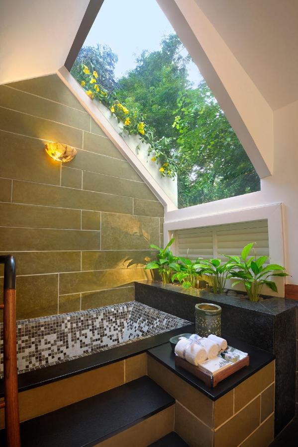 Amanvana Spa Resort, Coorg Kushālnagar Esterno foto